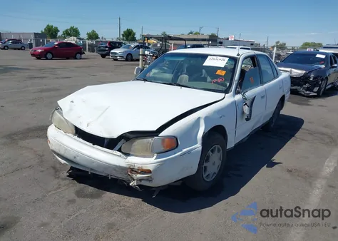 1996 Toyota Camry Dx/Le/Xle z USA, uszkodzony, nr VIN JT2BG12KXT0380003